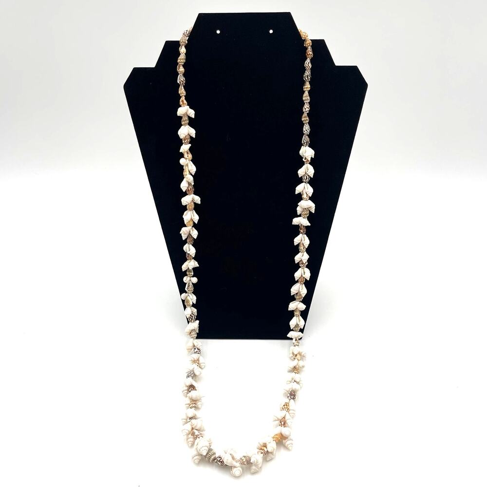 Hilo Hattie’s Shell Cluster Necklace 36”